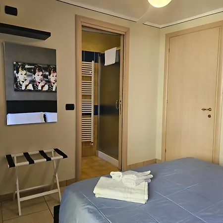 Fiore Rosso Apartment Stresa