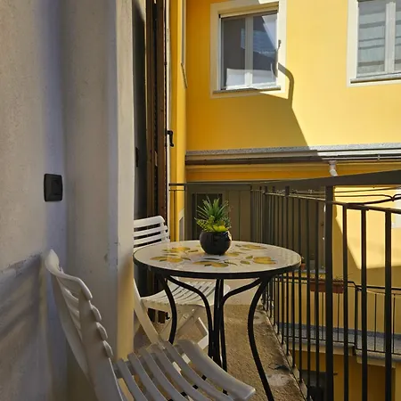 Fiore Rosso Lejlighed Stresa