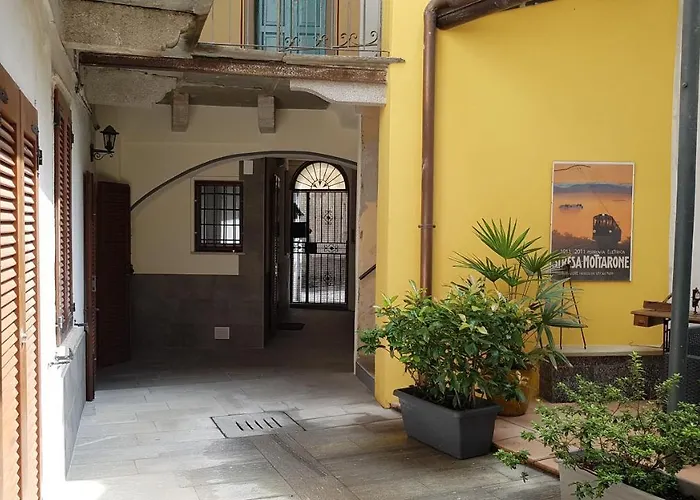 Fiore Rosso Apartament Stresa